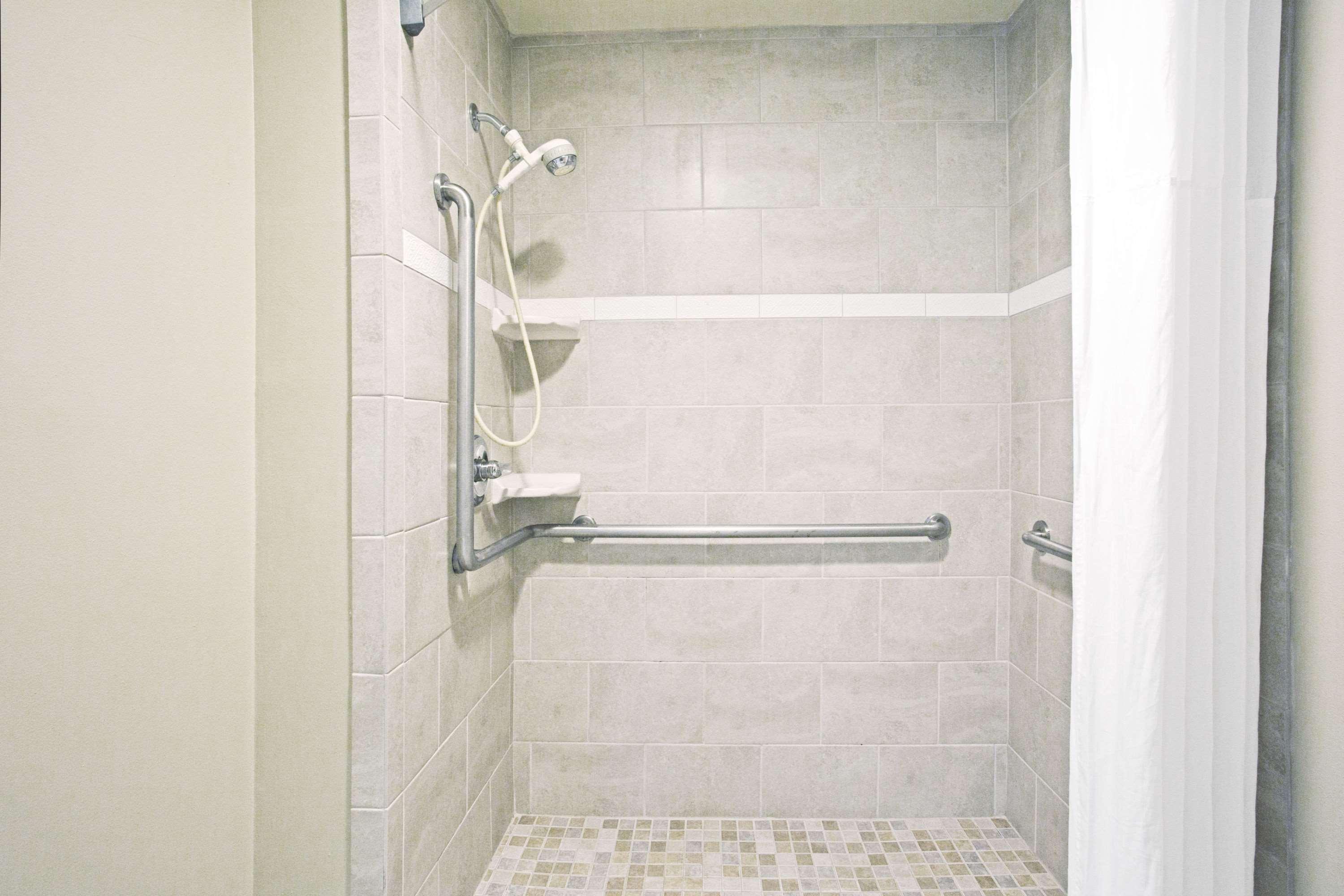 Days Inn By Wyndham Virginia Beach At The Beach Extérieur photo