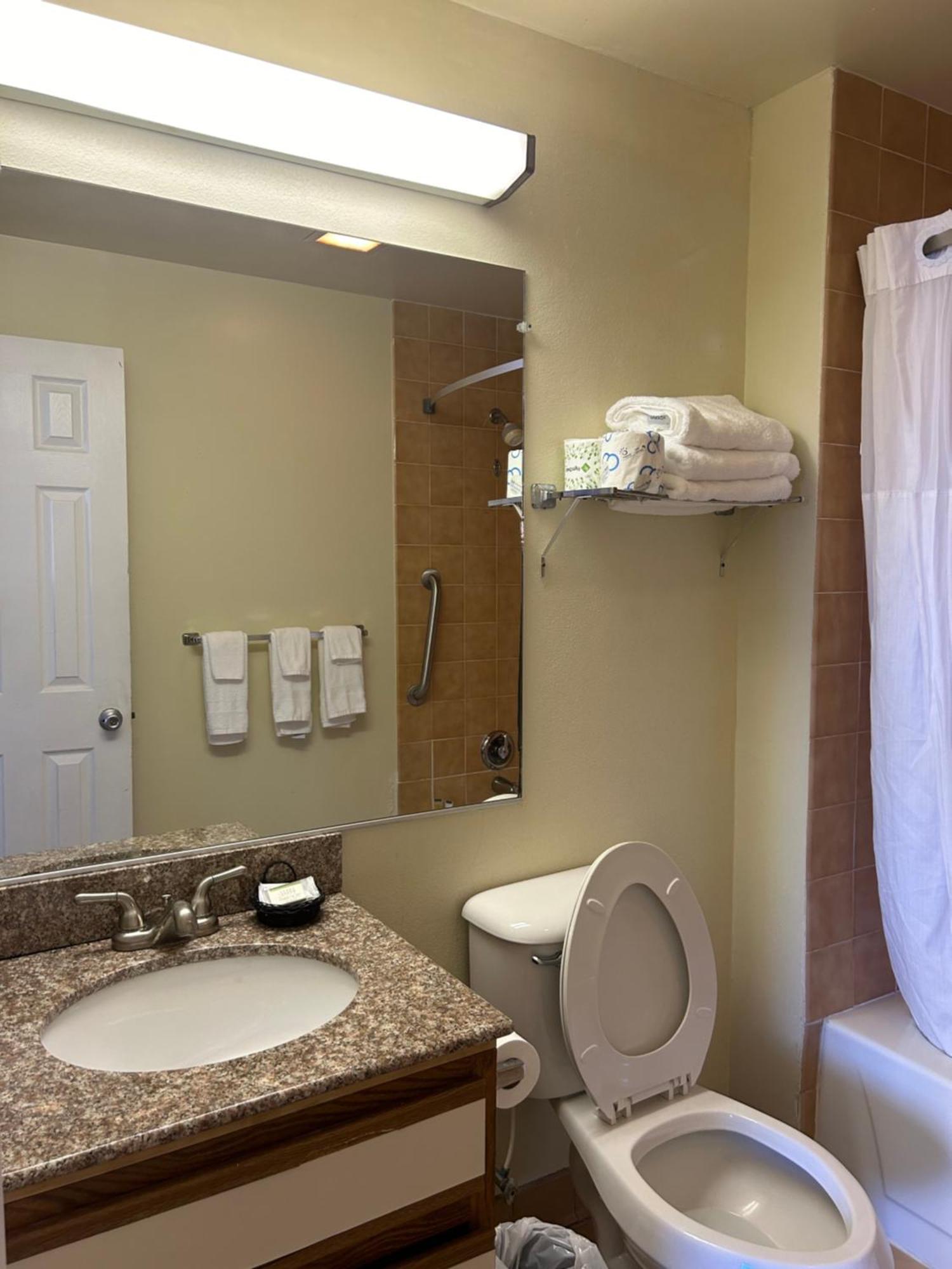 Days Inn By Wyndham Virginia Beach At The Beach Extérieur photo